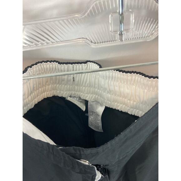 Nike Capri Pants size small - Picture 2 of 4